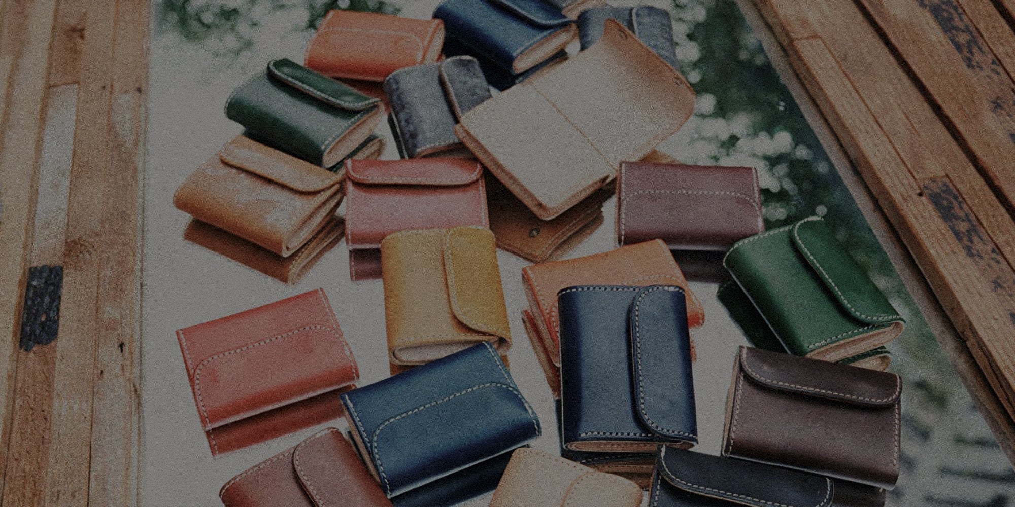 Men's leather accessories including Japanese wallets key cases and small goods