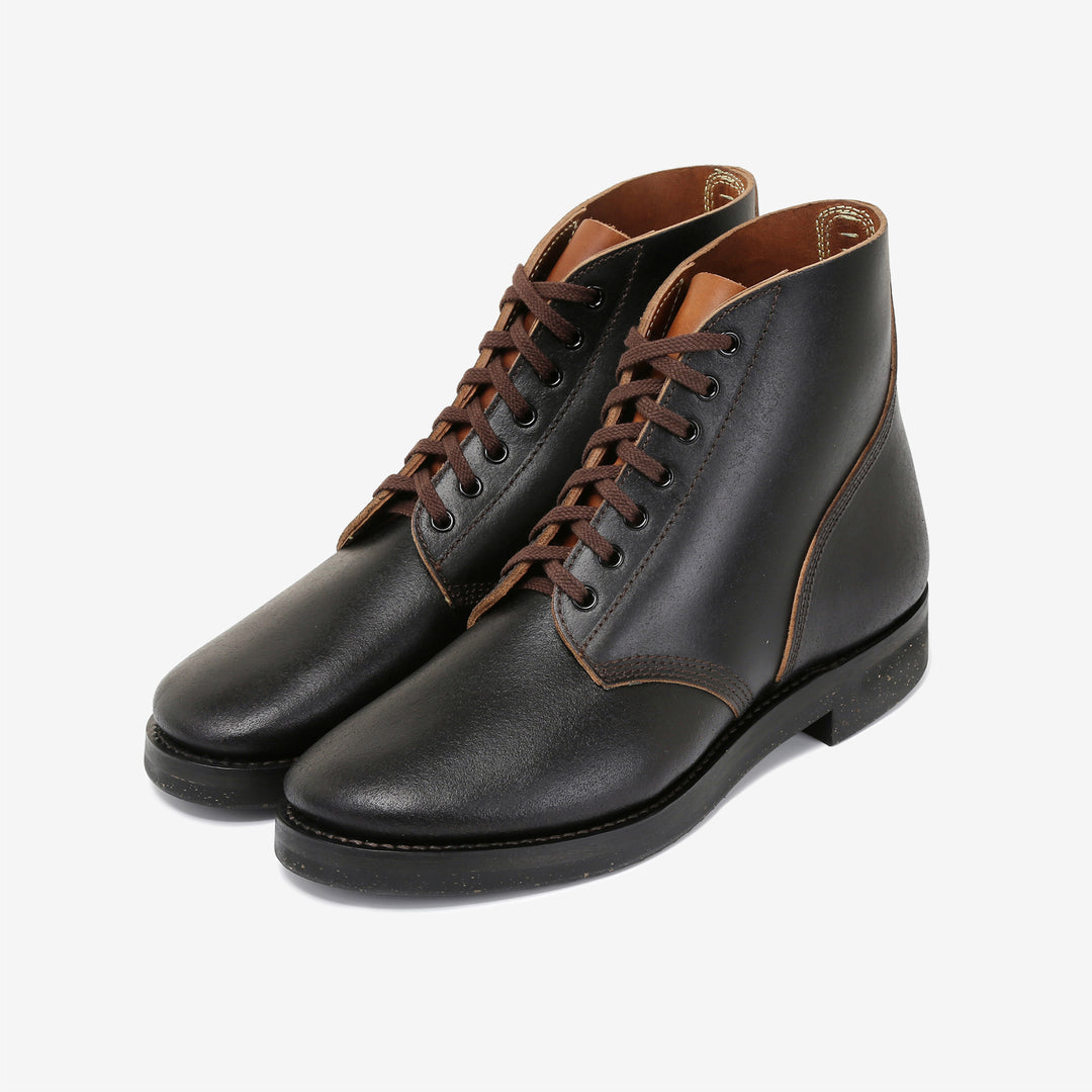 Skoob Infantry M-43 boots Horween waxed flesh leather black front view