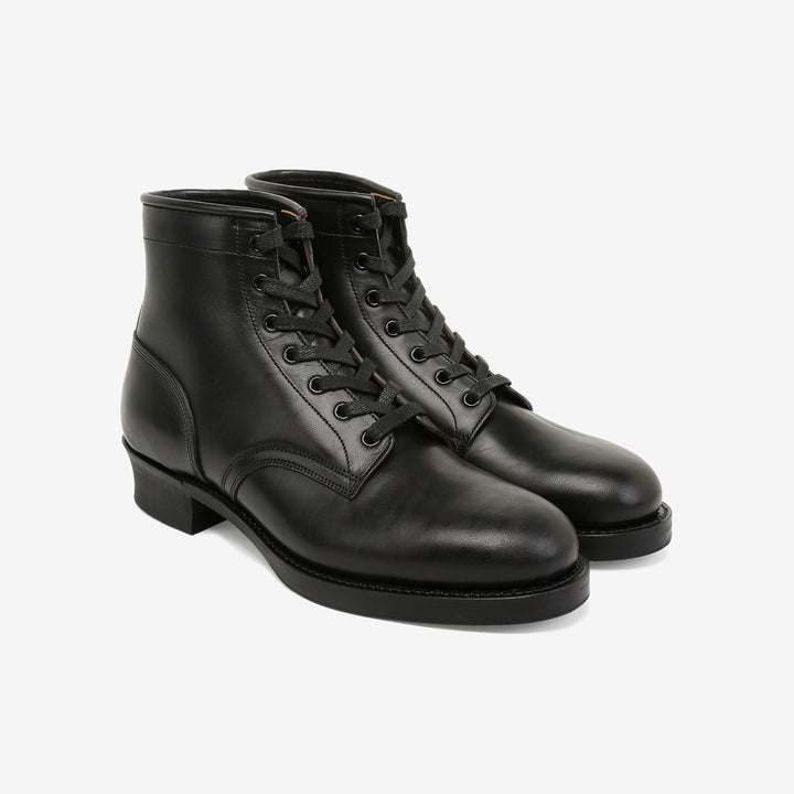 Moto Lot 1020 service boots Italian horsebutt leather black front view 3