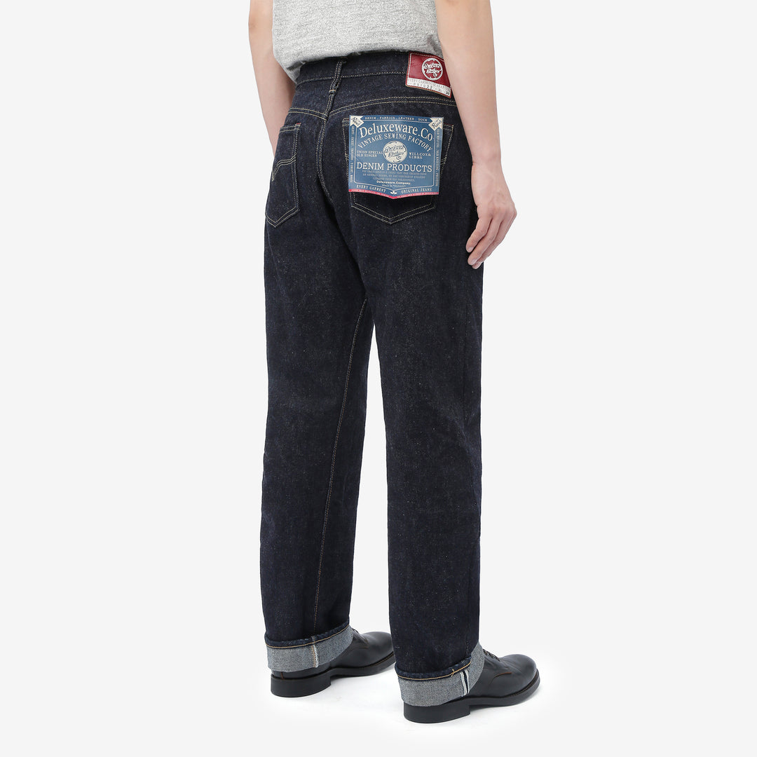 Deluxeware DX7022 22oz Selvedge Denim Jeans – Model Back Fit