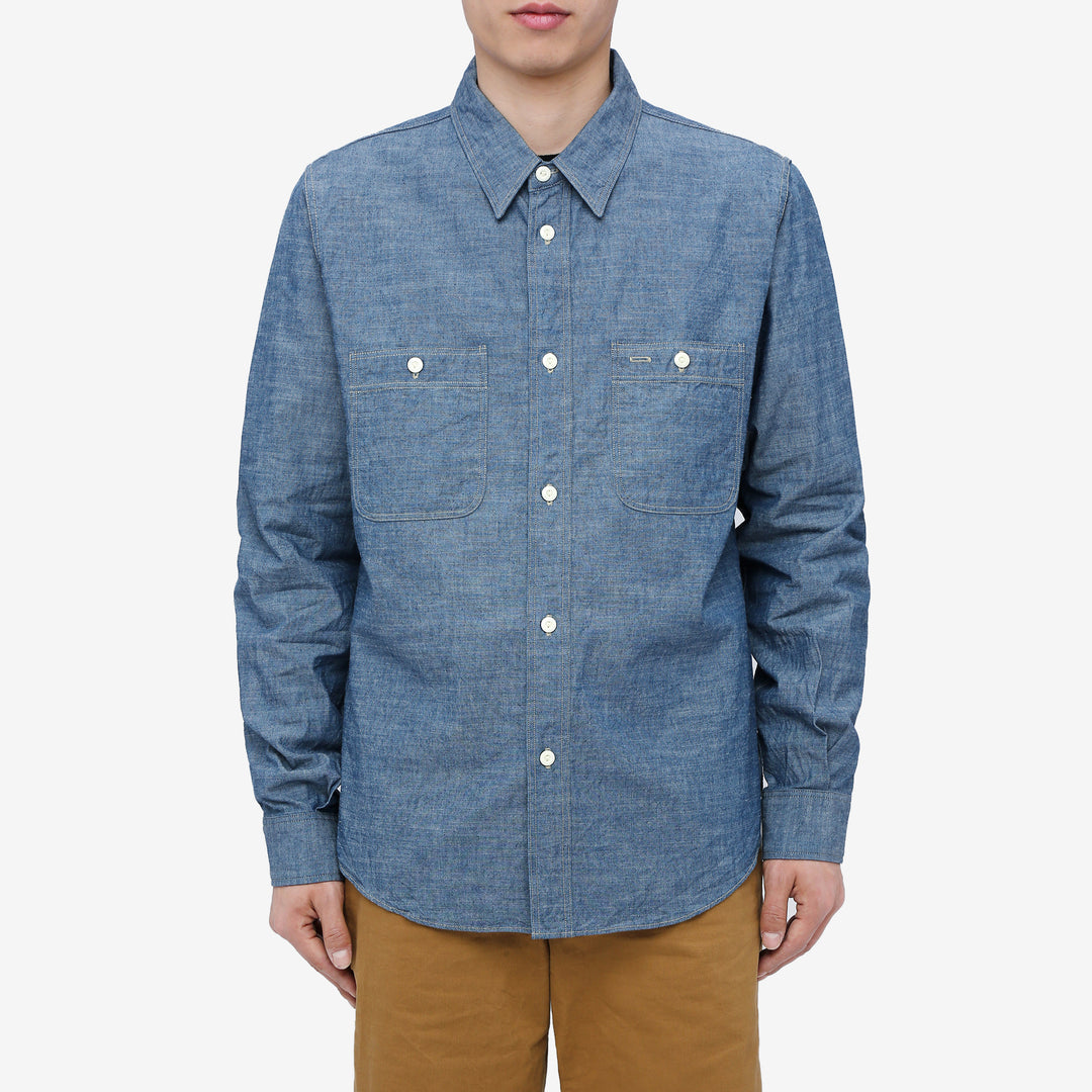 Deluxeware 7623 7oz selvedge chambray work shirt light indigo wear image front