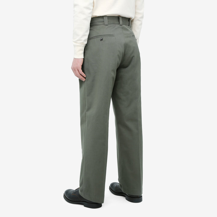 WASEW WSW-25A-010 Vat-Dyed Chino One-Tuck Trousers in wide straight fit, made in Japan wear image back