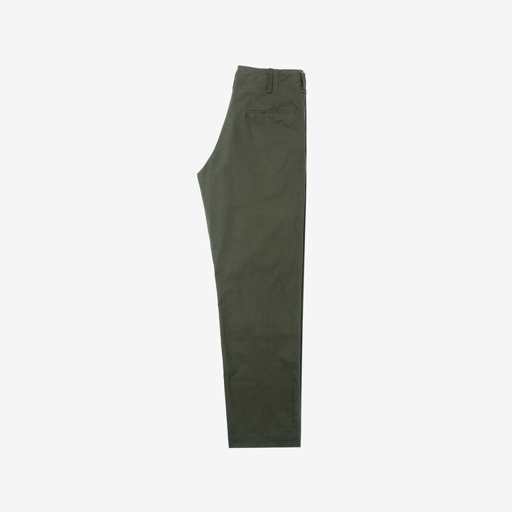 Deluxeware 946A MIL-SPEC ’46 Chino Trousers in Army Green – Side View