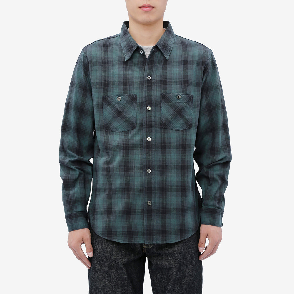 Deluxeware LV-36 Amundsen Dobby Ombre Check Shirt – Model Front View