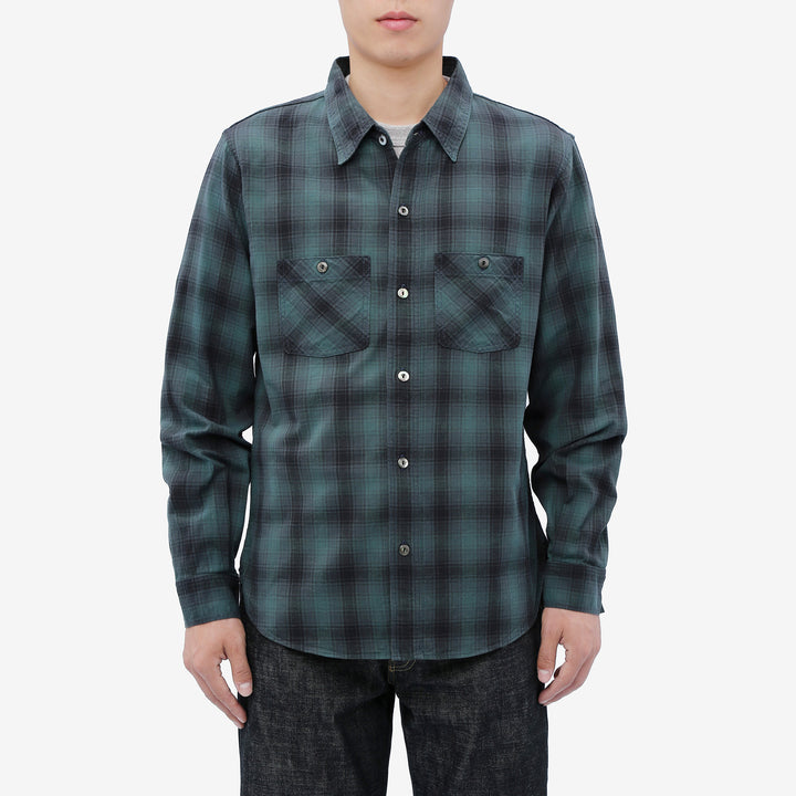 Deluxeware LV-36 Amundsen Dobby Ombre Check Shirt – Model Front View