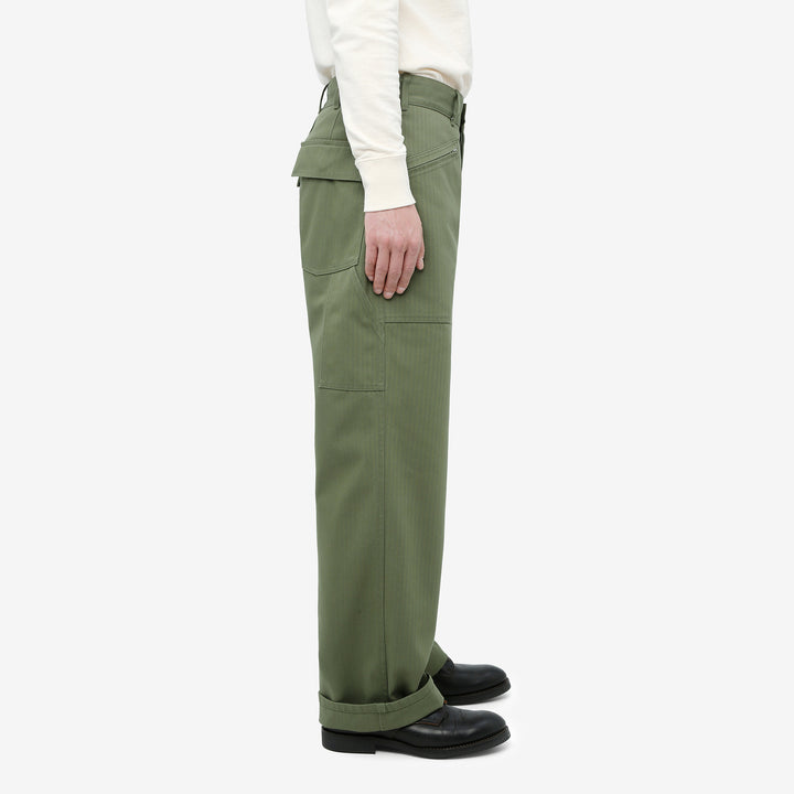 WASEW WSW-25A-011 herringbone twill mechanic pants sage green made in Japan straight fit work pants wear image side view