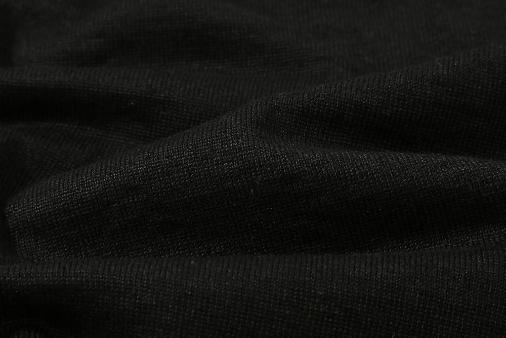 Un-Useless 170205 linen KNITEE short sleeve crew neck pocket knit T-shirt made in Japan black fabric close up