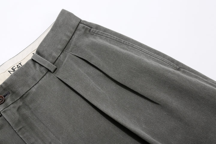 Neat 26-01NC Classic Wide Tapered Chinos - Faded Grey