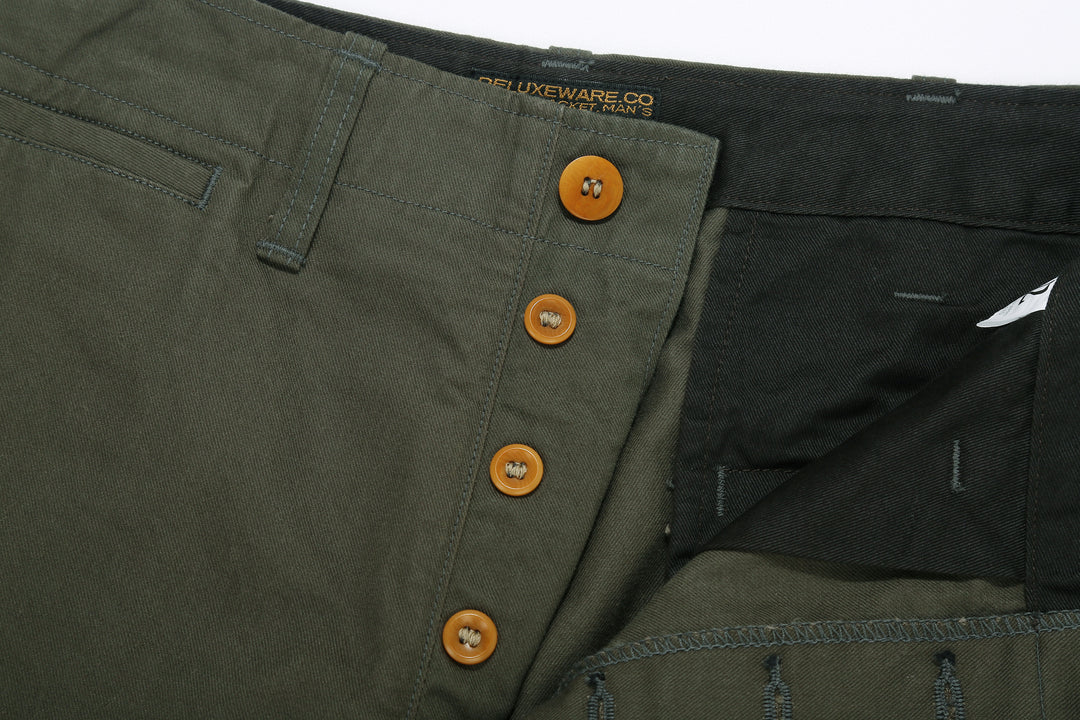 Deluxeware 946A MIL-SPEC ’46 Chino Trousers in Army Green – Button Fly Construction