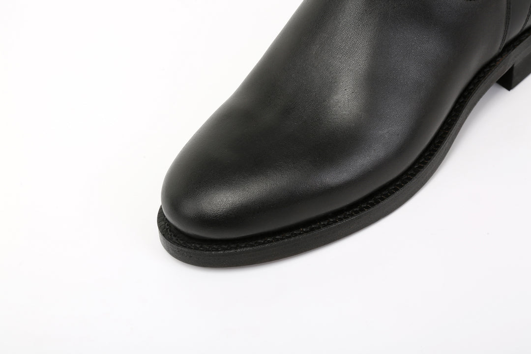 Moto Chelsea boots black horsebutt leather handmade Japan leather close up