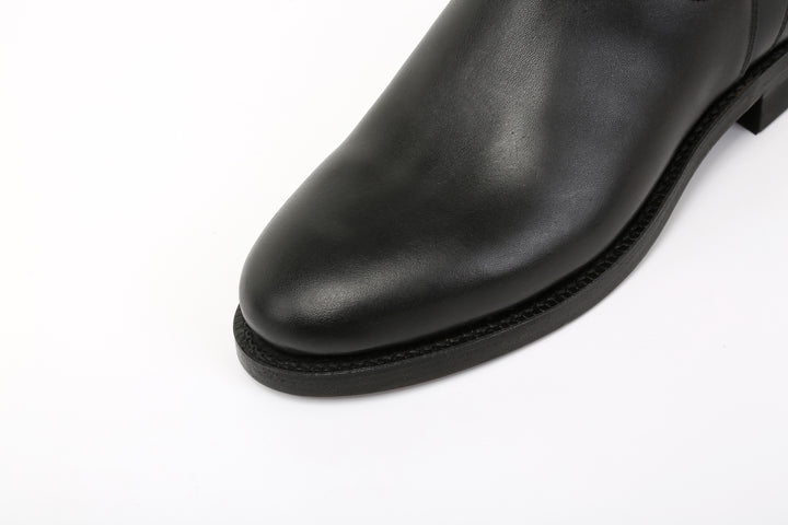 Moto Chelsea boots black horsebutt leather handmade Japan leather close up