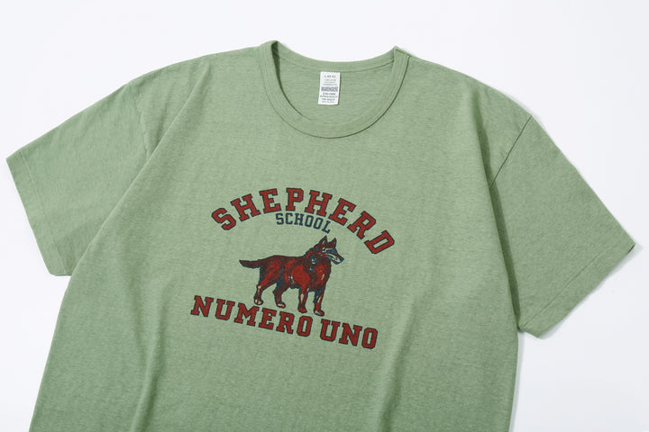 Warehouse 4064 2nd hand shepherd graphic T-shirt short sleeve vintage print made in Japan front view green collar graphic
