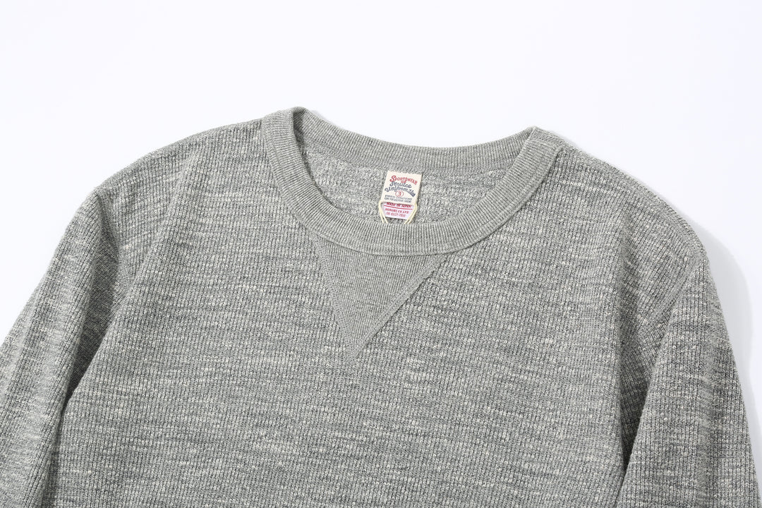 UES 602530 single rib knit long sleeve crew neck T-shirt made in Japan grey collar close up