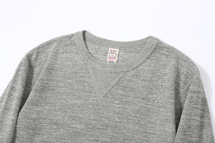 UES 602530 single rib knit long sleeve crew neck T-shirt made in Japan grey collar close up