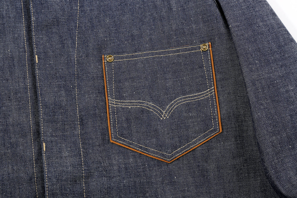 Deluxeware 7640 10.5oz selvedge denim work shirt made in Japan indigo denim shirt pocket detail