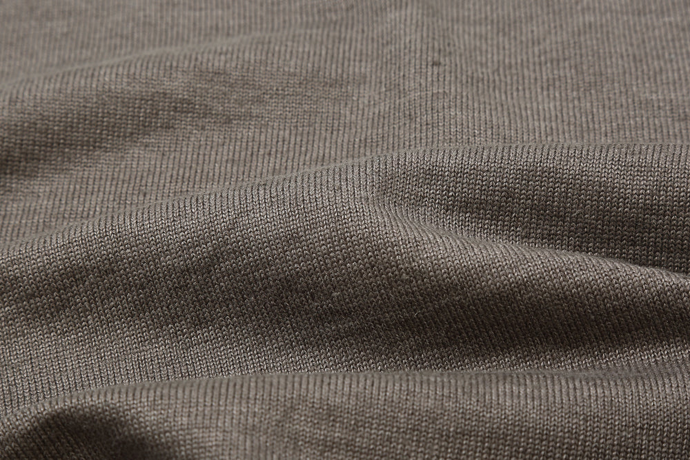 Un-Useless 170204 linen KNITEE short sleeve crew neck knit T-shirt made in Japan fabric close up