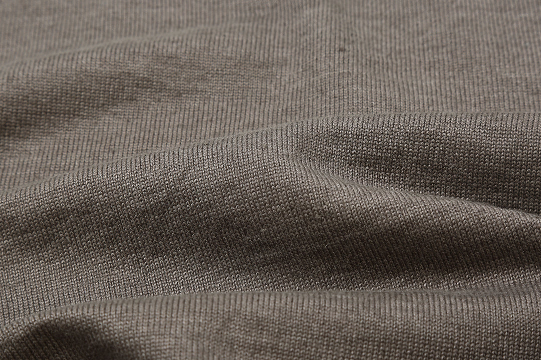 Un-Useless 170204 linen KNITEE short sleeve crew neck knit T-shirt made in Japan fabric close up