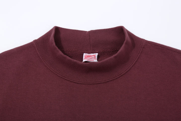 Deluxeware M300 “Azuma-Knit” Lightweight Mock Neck Sweatshirt Made in Japan Mock Neck Detail