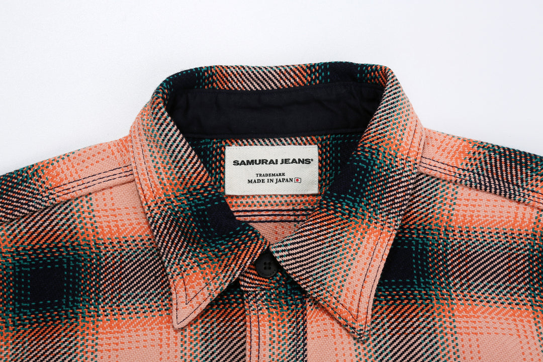 Samurai Jeans SIN25-01W Rope-Dyed Indigo Flannel Shirt Pink – Collar and Brand Label Detail