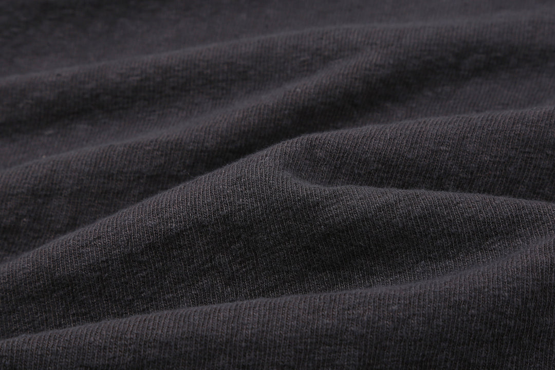 UES 652321 No.8 Slub Yarn Heavyweight T-Shirt – Black Slub Nep Fabric Texture