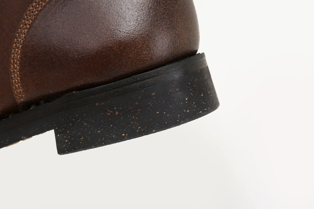 Skoob Infantry Service Boots Horween waxed flesh leather close up