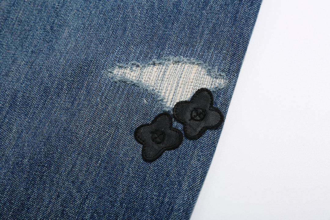 Brú na Bóinne 7772A 13.5oz Selvedge Denim - Midnight Flowers Vintage Wash Mending Stitch Detail