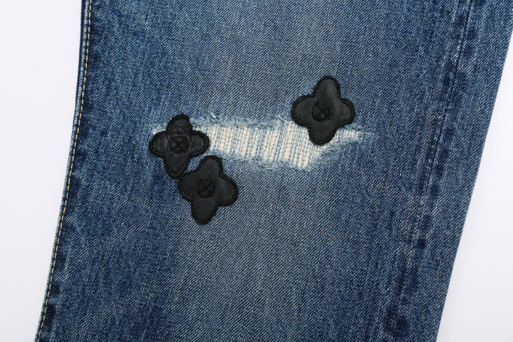 Brú na Bóinne 7772A 13.5oz Selvedge Denim - Midnight Flowers Vintage Wash Mending Detail