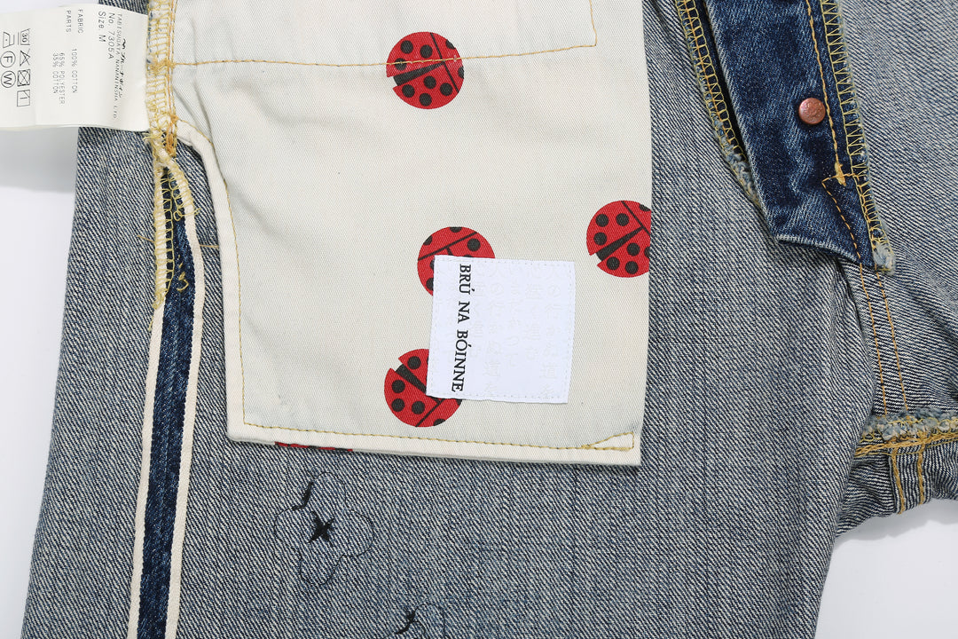 Brú na Bóinne 7772A 13.5oz Selvedge Denim - Midnight Flowers Vintage Wash Brand Label
