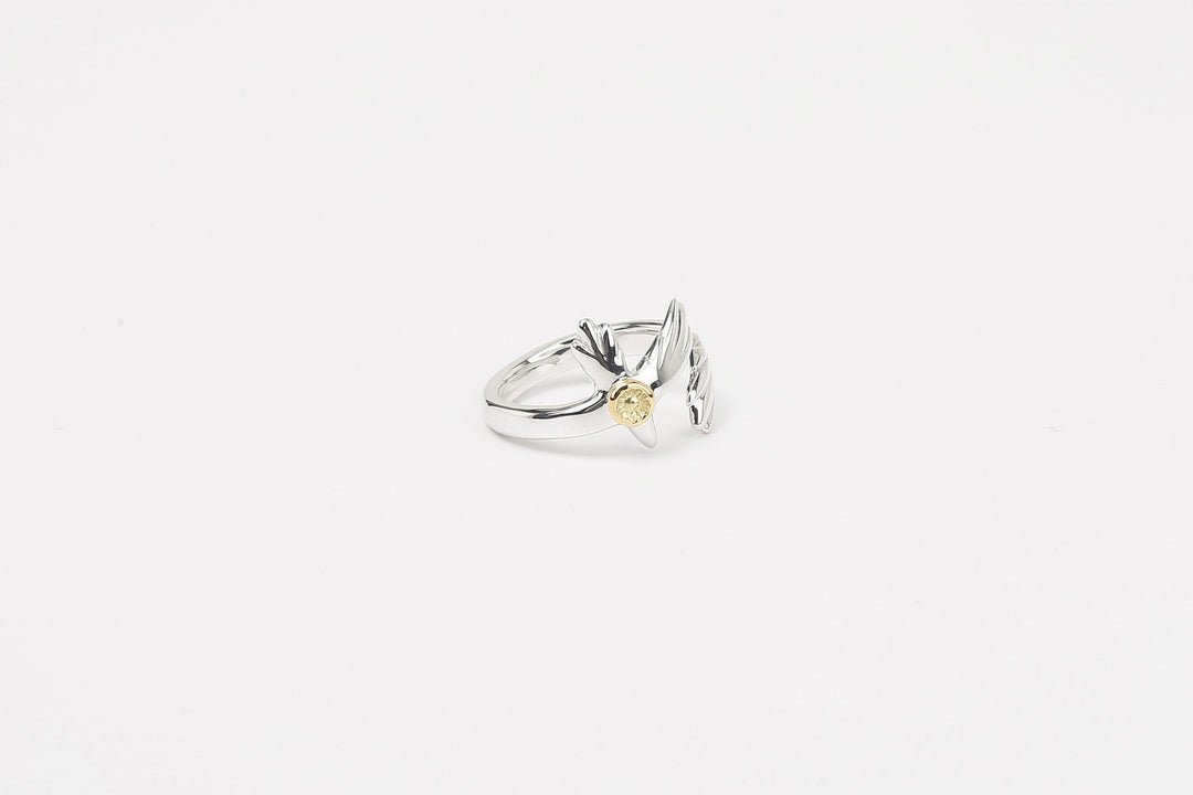 Moto Contemporary Native RC-02 Eagle Ring with K18 Gold Accent