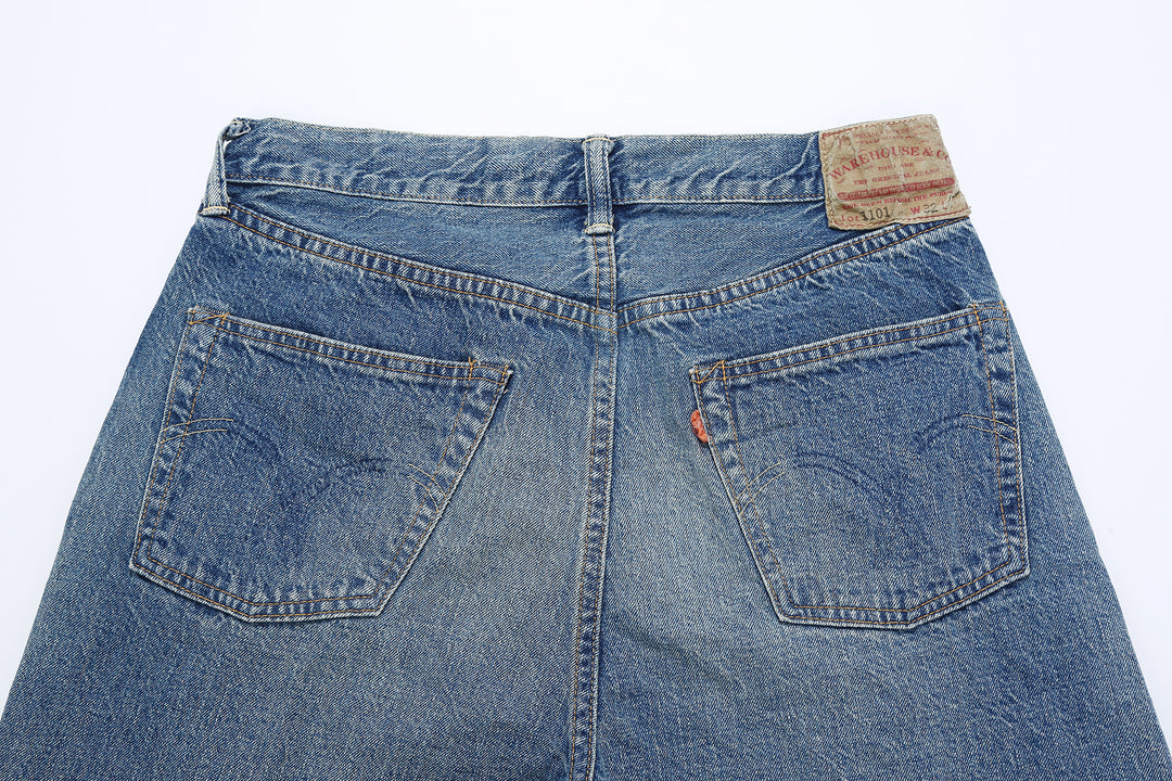 Warehouse 1101 2nd hand selvedge denim jeans vintage wash light indigo straight fit made in Japan back view