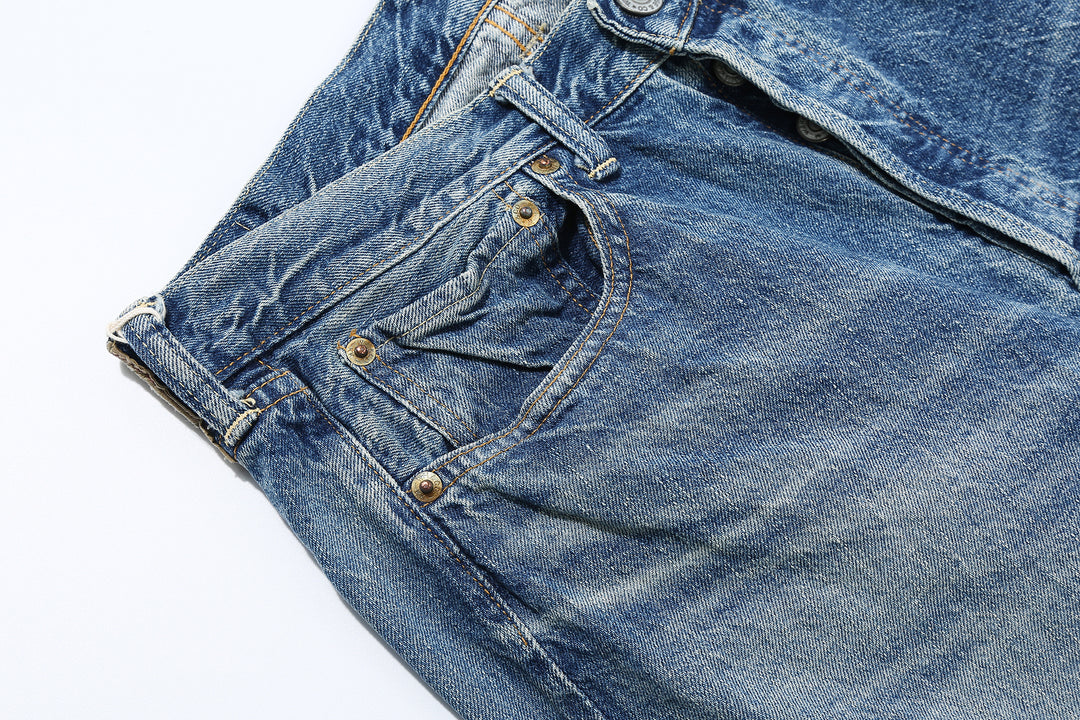 Warehouse 1101 2nd hand selvedge denim jeans vintage wash light indigo straight fit made in Japan right pocket