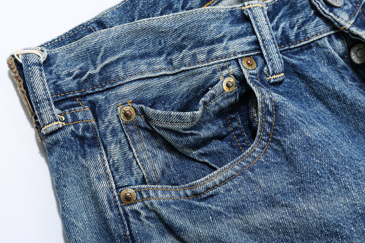 Warehouse 1101 2nd hand selvedge denim jeans vintage wash light indigo straight fit made in Japan rivets detail