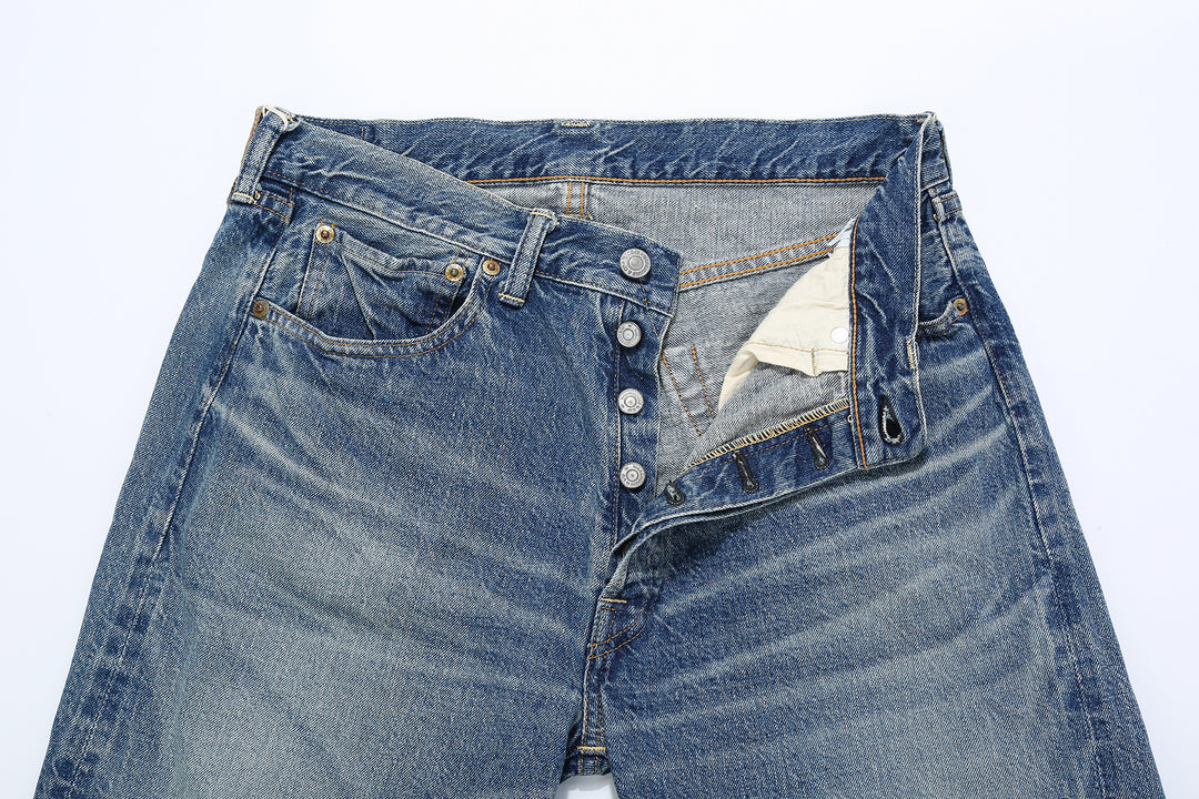 Warehouse 1101 2nd hand selvedge denim jeans vintage wash light indigo straight fit made in Japan button fly