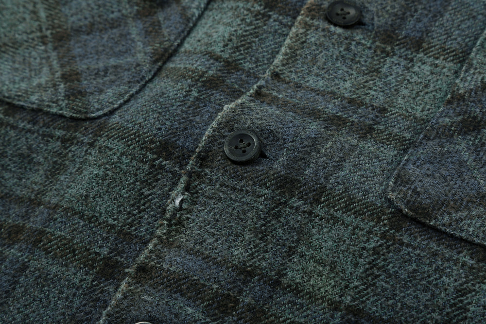 Sugar & Co SGR-BTS01V box check shirt vintage wash button close up