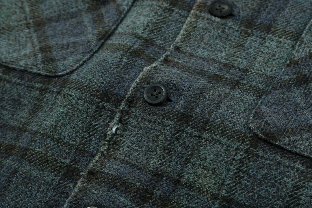Sugar & Co SGR-BTS01V box check shirt vintage wash button close up