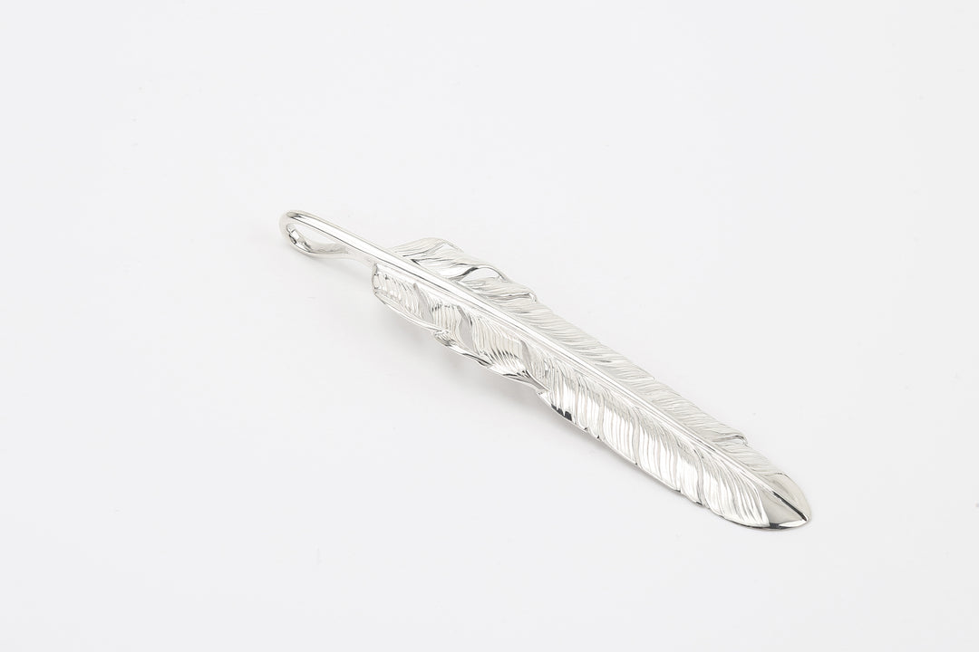 Moto FT-41 Kazekiri feather silver pendant extra large native style Japan handcrafted jewelry detail