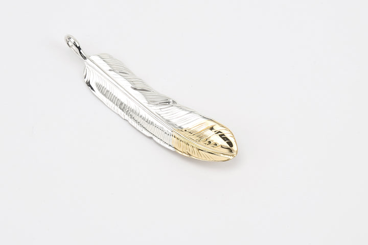 Moto Hideo Motoike FT-01-R K18 Gold-Tipped Feather – Large detail K18 back tip