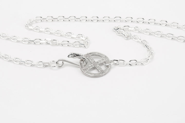 Moto CH-05 bold square chain necklace eagle hook silver chain Japan handcrafted jewelry close up