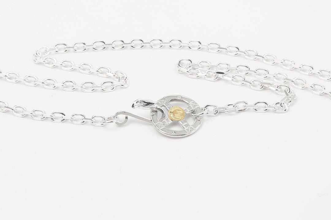 Moto CH-06 bold square chain necklace K18 gold accent eagle hook silver chain Japan close up