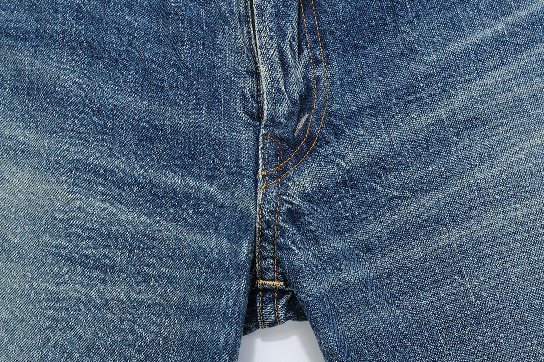 Warehouse 1105 2nd hand selvedge denim jeans vintage wash light indigo tapered fit made in Japan crotch seam