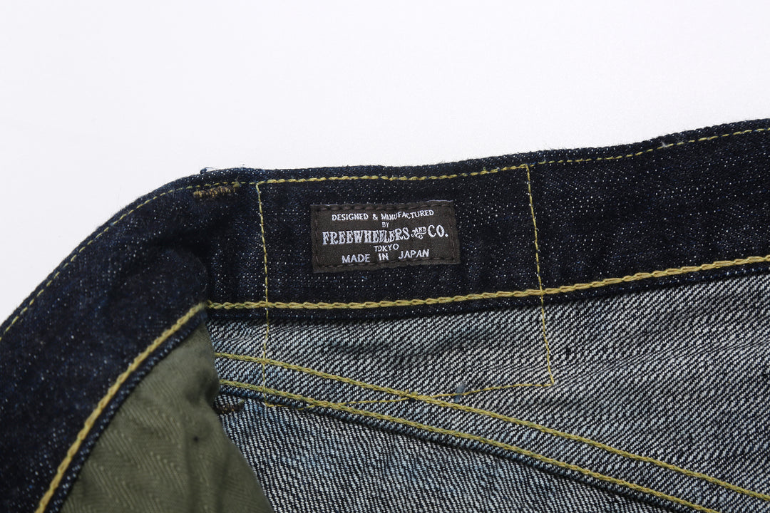 Freewheelers 2612441 Lot S601XX WWII 14oz Selvedge Jeans – Interior Label Detail