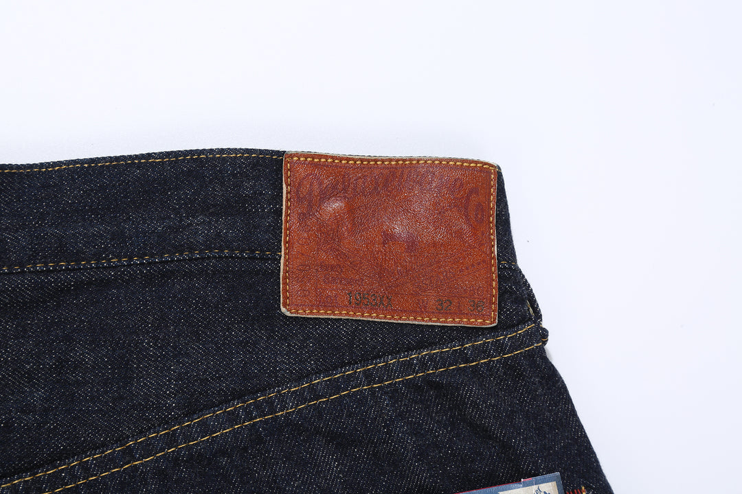 Deluxeware 1953XX 13.6oz selvedge denim straight fit made in Japan indigo jeans leather patch