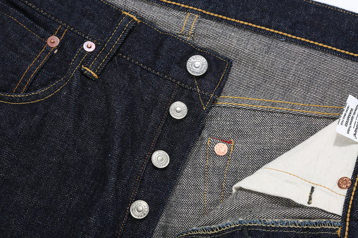Deluxeware 1953XX 13.6oz selvedge denim straight fit made in Japan indigo jeans buttons details