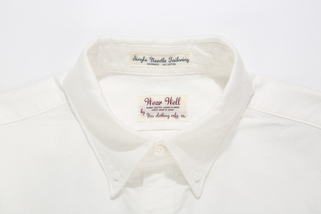 UES 502205 8.6oz Slub Oxford B.D. Shirt White Collar and Woven Label Detail